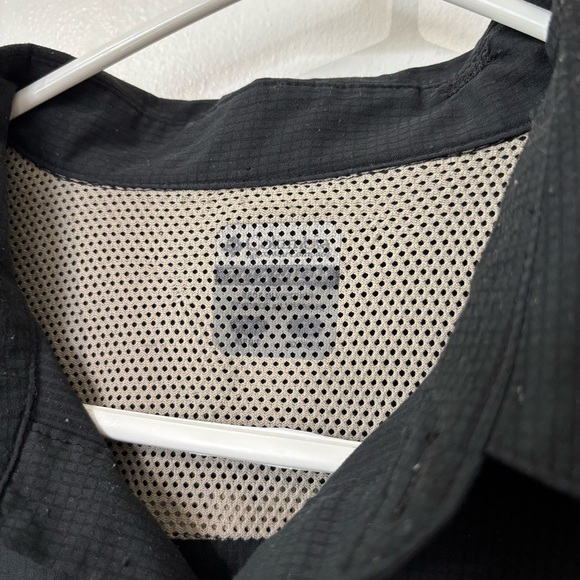 Columbia Titanium Black Performance Polo - Fits Men’s XL - Picture 3 of 5